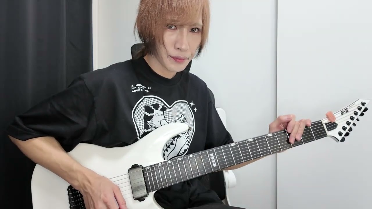利己的メルヘン症候群ギター