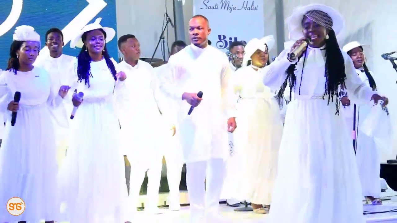 Performance ya kwanza ya Rhino King (Uelewa wa Sauti) baada ya kutangaza kuokoka