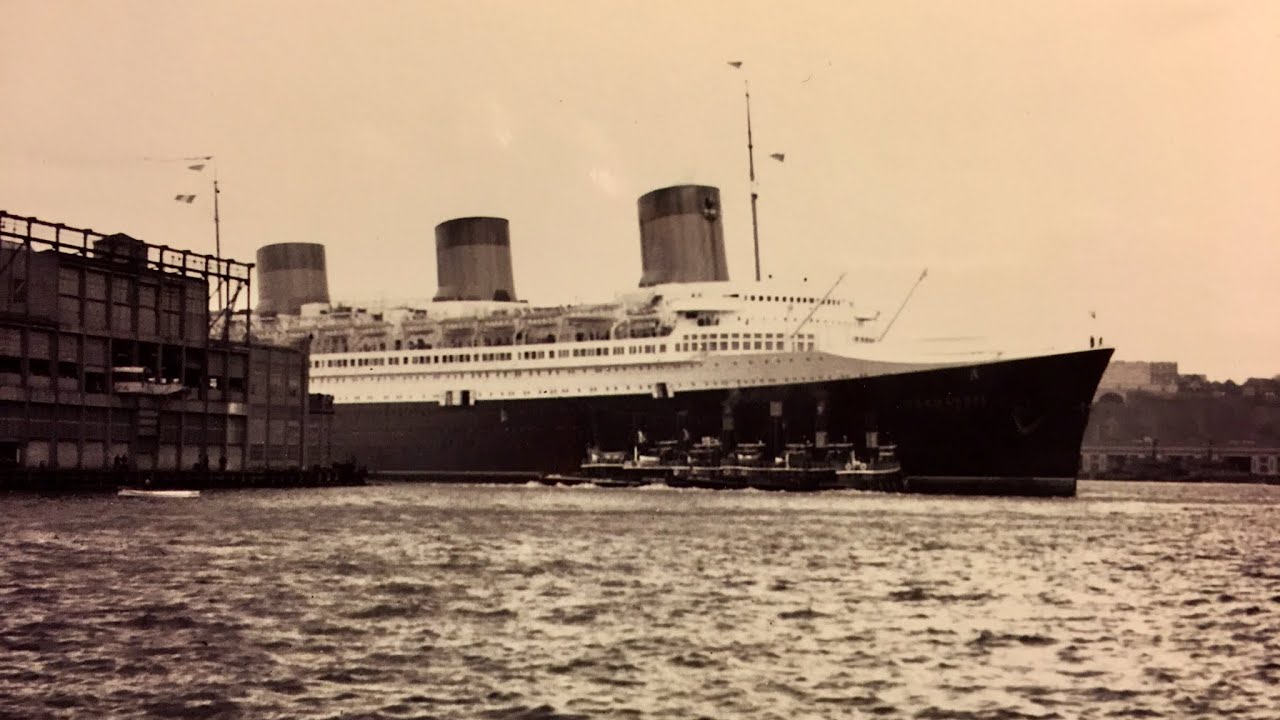 Arrivée du NORMANDIE à NY en 1936/Arrival of NORMANDIE in NY 1936 @Perrin-M-croisieresetpaquebots