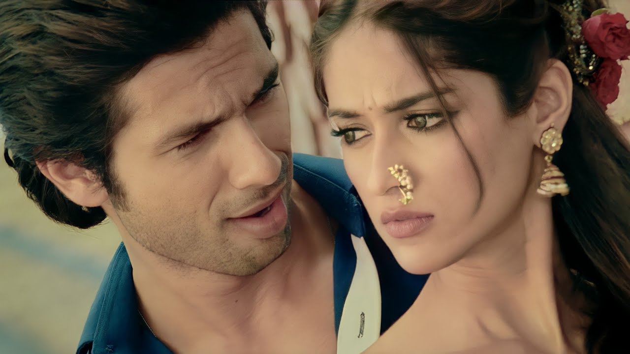 Tu Mere Agal Bagal Hai | Phata Poster Nikla Hero | Shahid Kapoor | Ileana | Mika Singh | Pritam