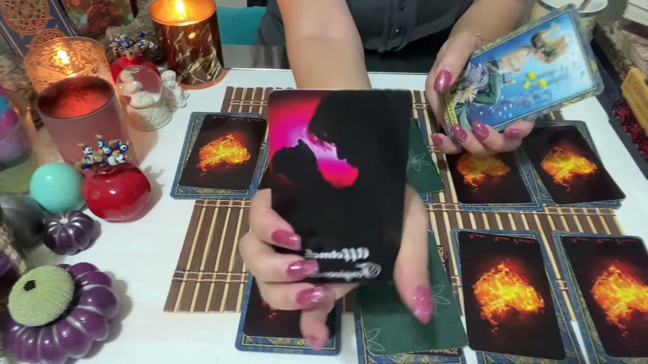 Aklımdaki Kişi Beni Kaybettiğine Pişman Mı 💌💬 Eril Dişil Tarot Aşk💌 Tarot Yorumu ❤️💌😍