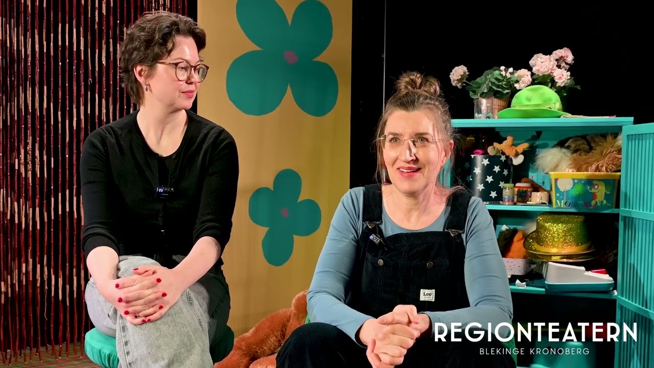 Elin och Birte inför premiären av Tant Blomma