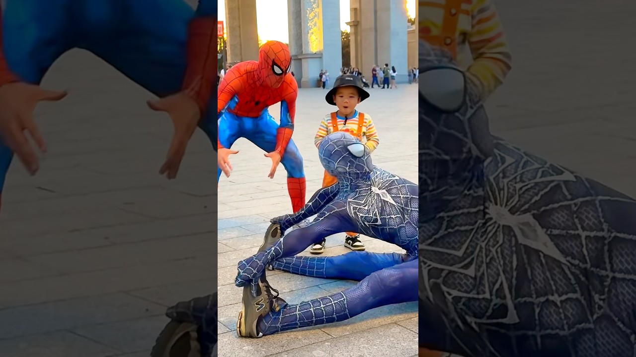 A little boy surprised the superheroes😱 #spiderman