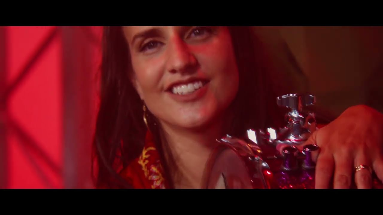 Chris Ribeiro - Linda Morena (Video Oficial)