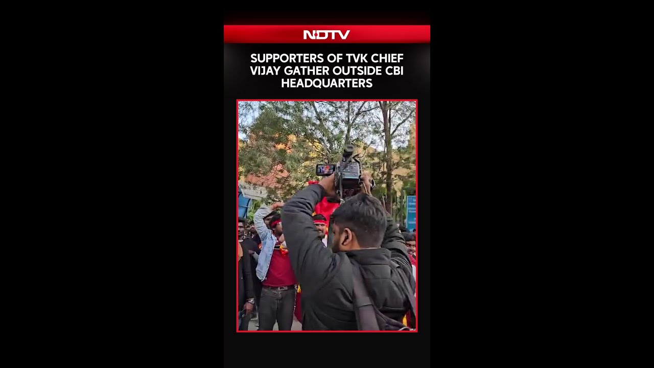 Actor Vijay In Delhi | Supporters Of TVK Chief Vijay Gather Outside CBI Headquarters