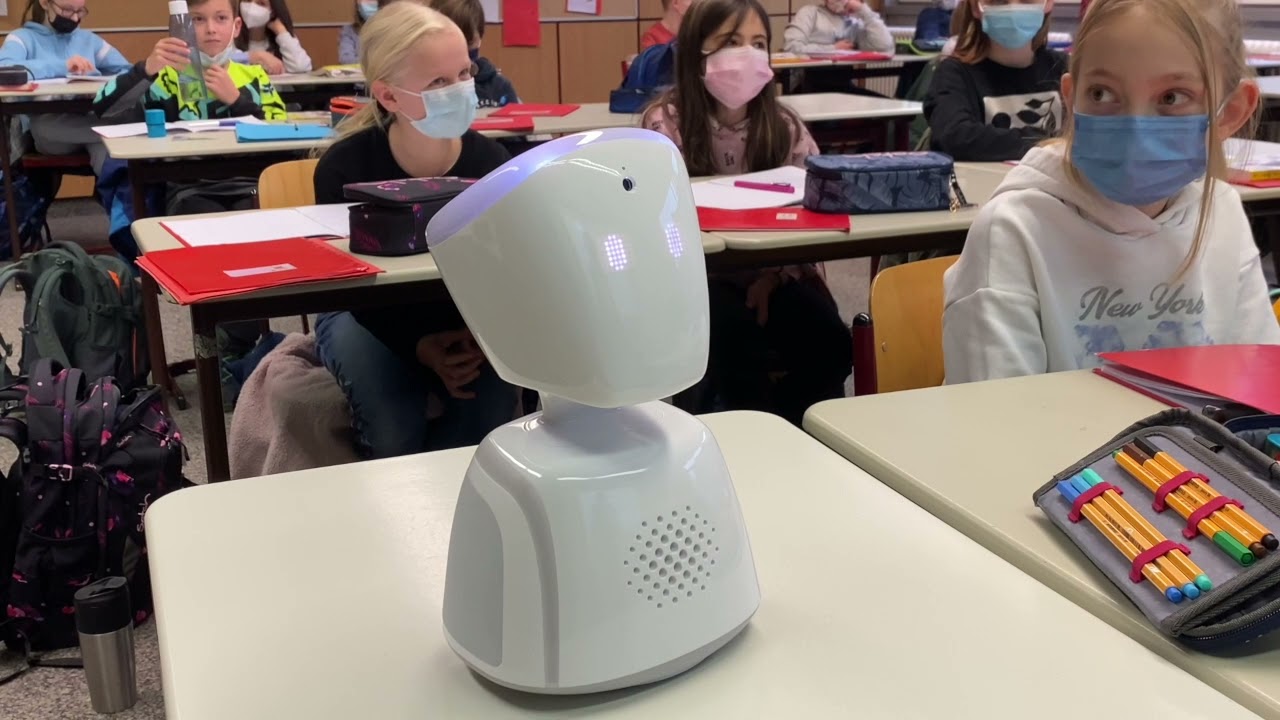 Paul-Pfinzing-Gymnasium Hersbruck: Ein Roboter hilft erkranktem Kind in der Schule