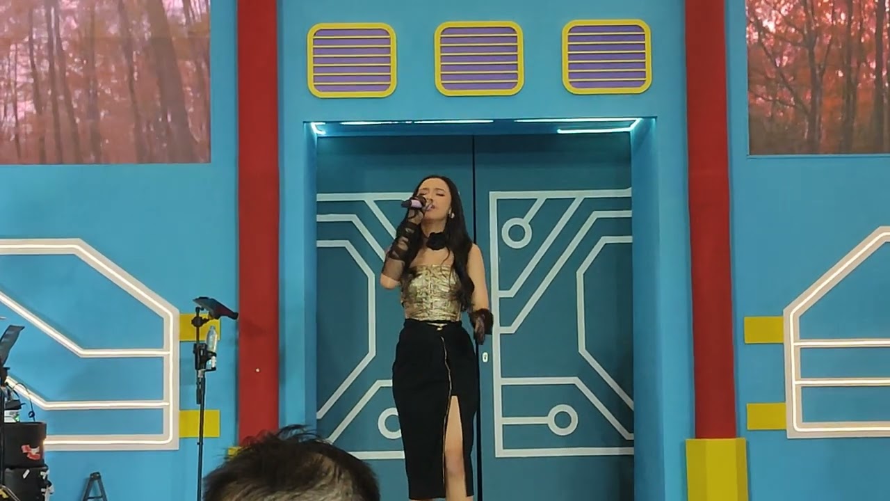 Lyodra - Tak Selalu Memiliki | Live at Mall Emporium Pluit 2024 (FullHD)
