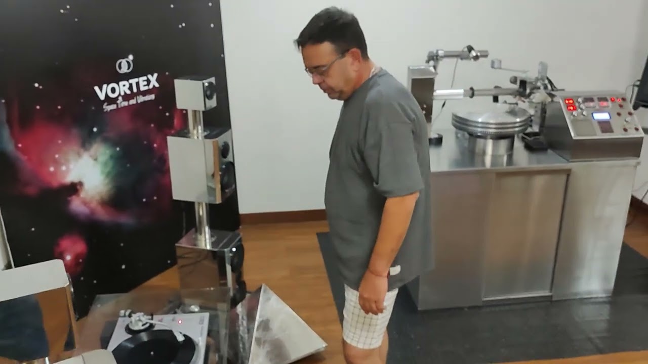 Steven Espinola has no profession, he is not a judge, he is not an engineer, he is just a poor man.