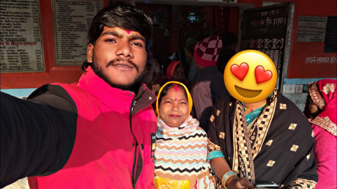 Mahashivratri Par Mummy ke Saath Mandir Darshan 🙏🔱 | Emotional Vlog 