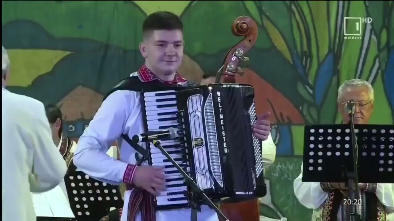 Vlad Mocanu Concursul “Prezintă Orchestra Folclor”
