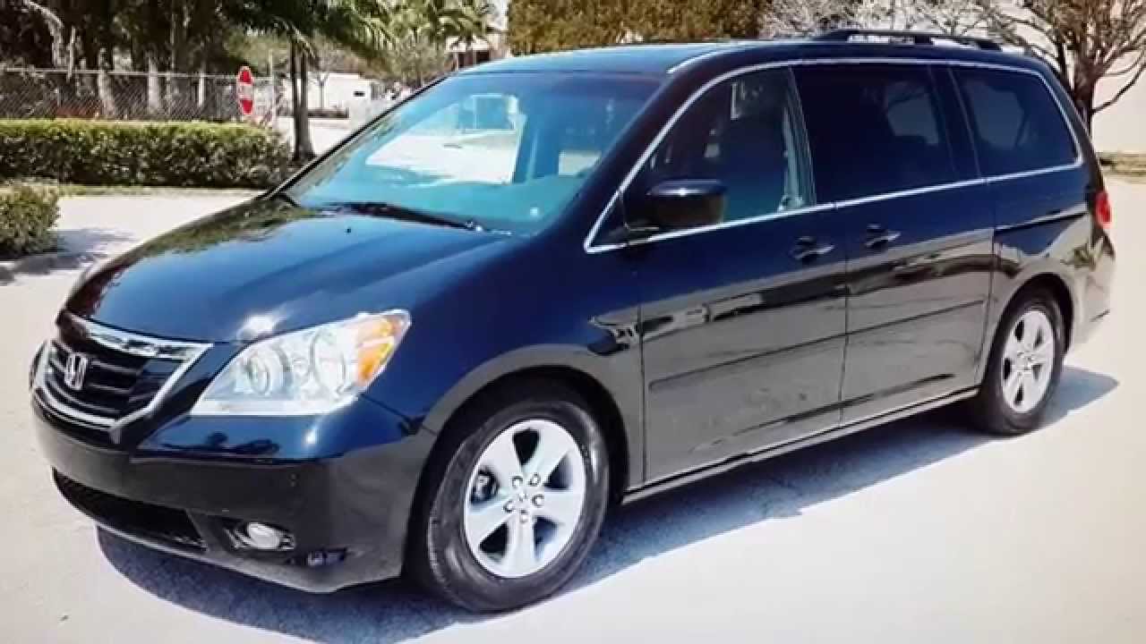 ПРОДАЕТСЯ Honda Odyssey Touring 2010 года с навигацией и DVD-плеером для заднего сиденья