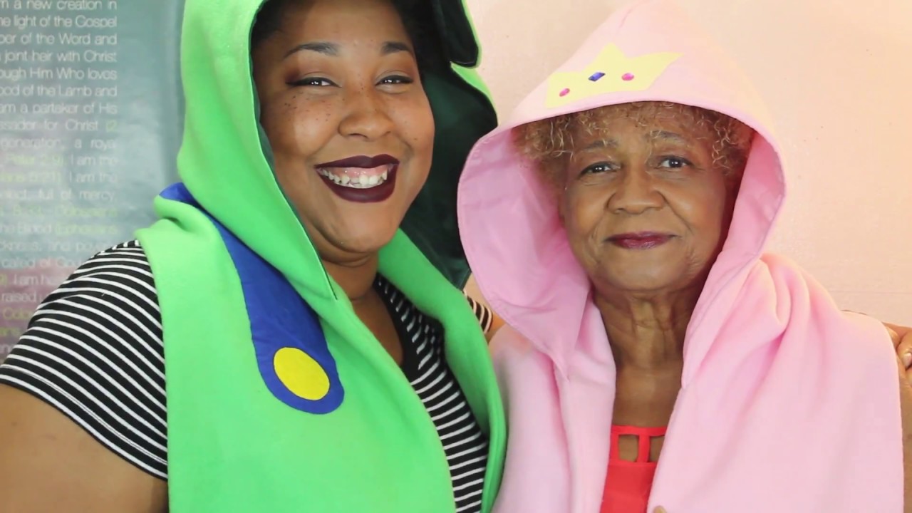 Hooded Scarves I Simplicity Pattern 8194