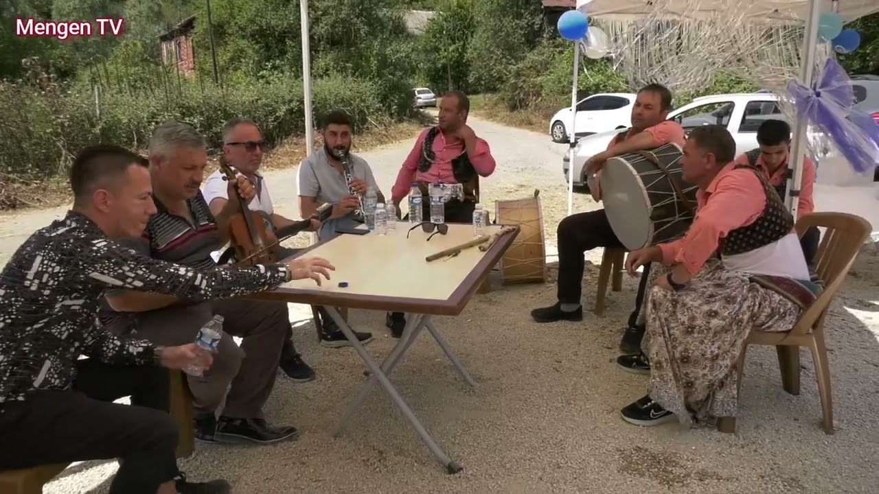 Kemancı Hacı Tokuş ve ekibinden 
