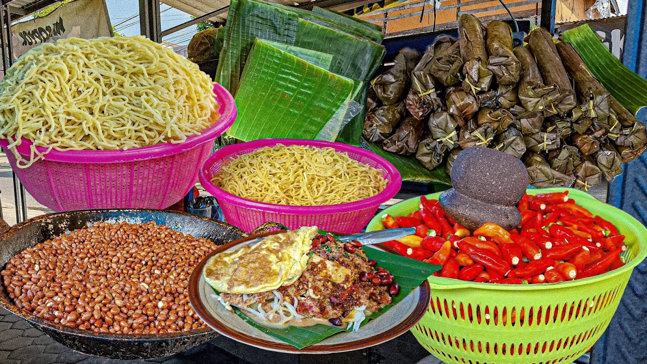MERINDING,BARU BUKA SUDAH DI SERBU TELAT DIKIT GAK DAPAT TEMPAT DUDUK 