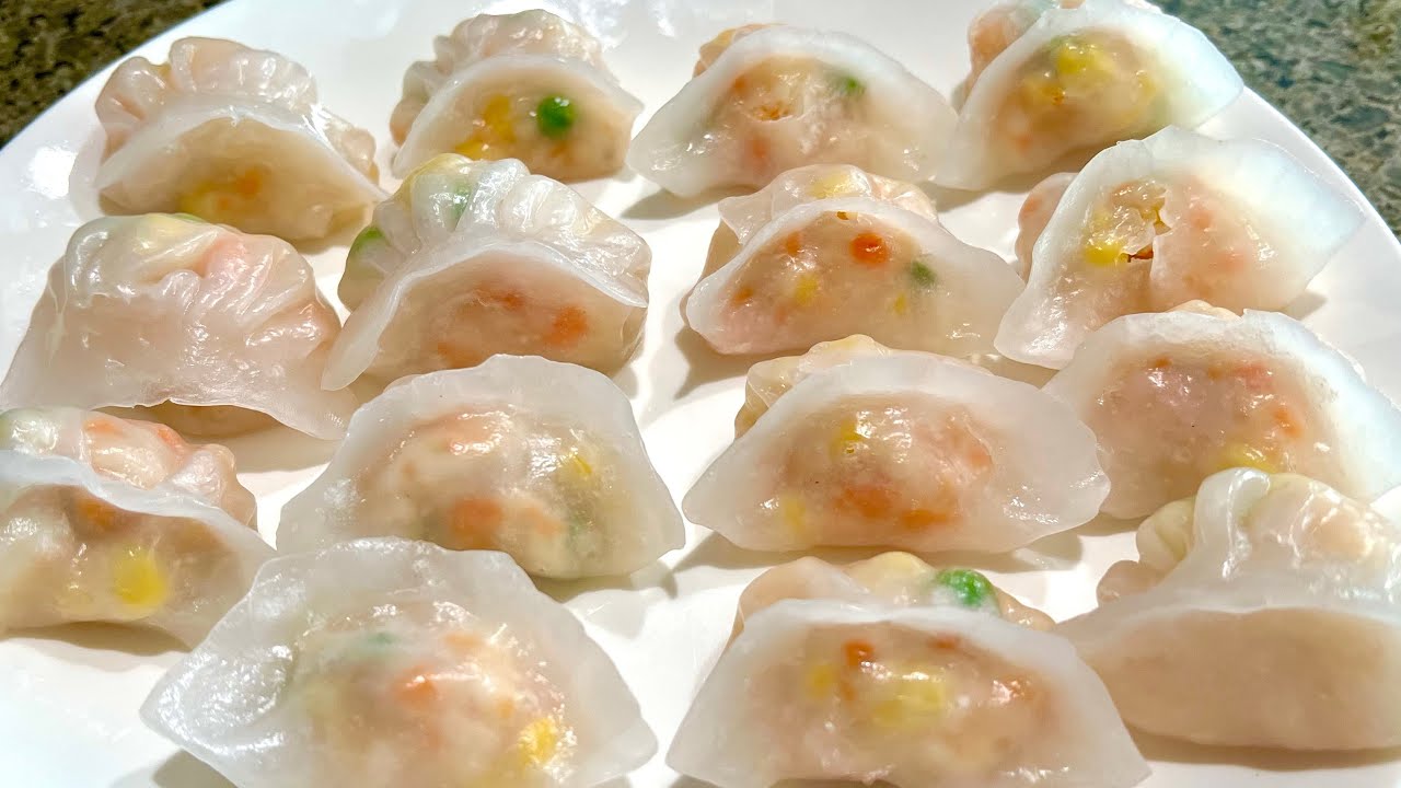 水晶虾饺，在家轻松搞定，不用去酒楼吃啦，馅儿还更鲜美呢😋😋 Crystal Shrimp Dumplings (Har Gau)