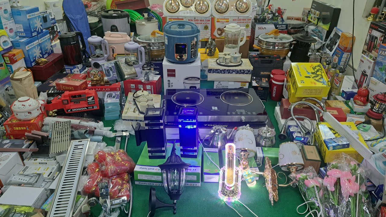 QUẠT TÍCH ĐIỆN 230K,QUẠT ĐEO CỔ,ĐÈN NĂNG LƯỢNG,MÁY HÚT BỤI 1000W,MÁY KHOAN ĐỤC,LH0979928351