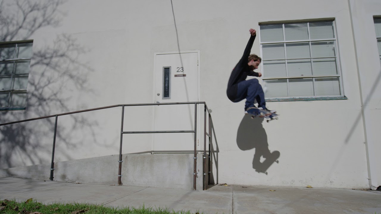 BEHIND THE TECH MOVI PRO