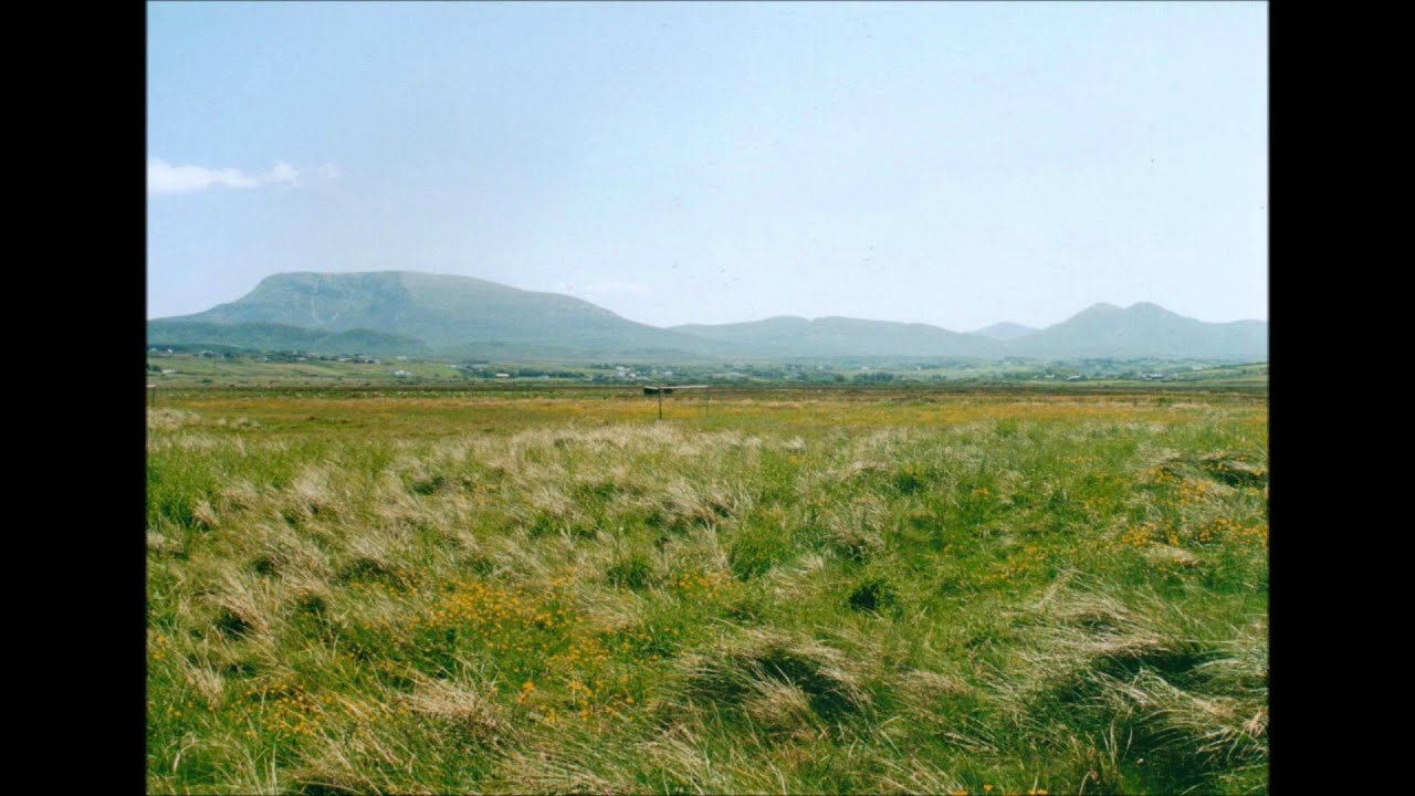 Lucy Farr's Barndance