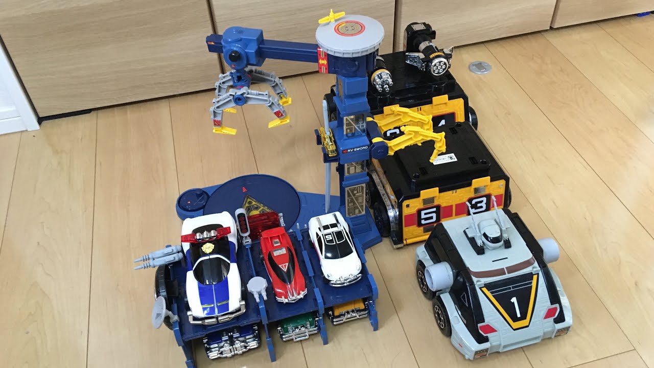 【DX PR Turbo カーレンジャー】東京ドーム地下に勝手に建造!?ビクトリードッグで遊んでみた。天下の浪速ロボスペシャルもあるよ