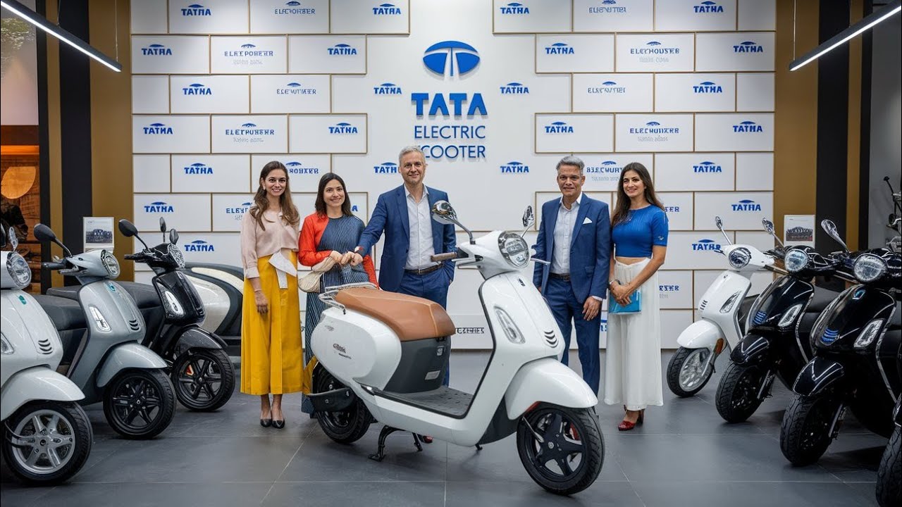 Finally launched 😱 2026 Tata Electric Scooter 🔋 | रेंज, फीचर्स और कीमत | Auto Booster