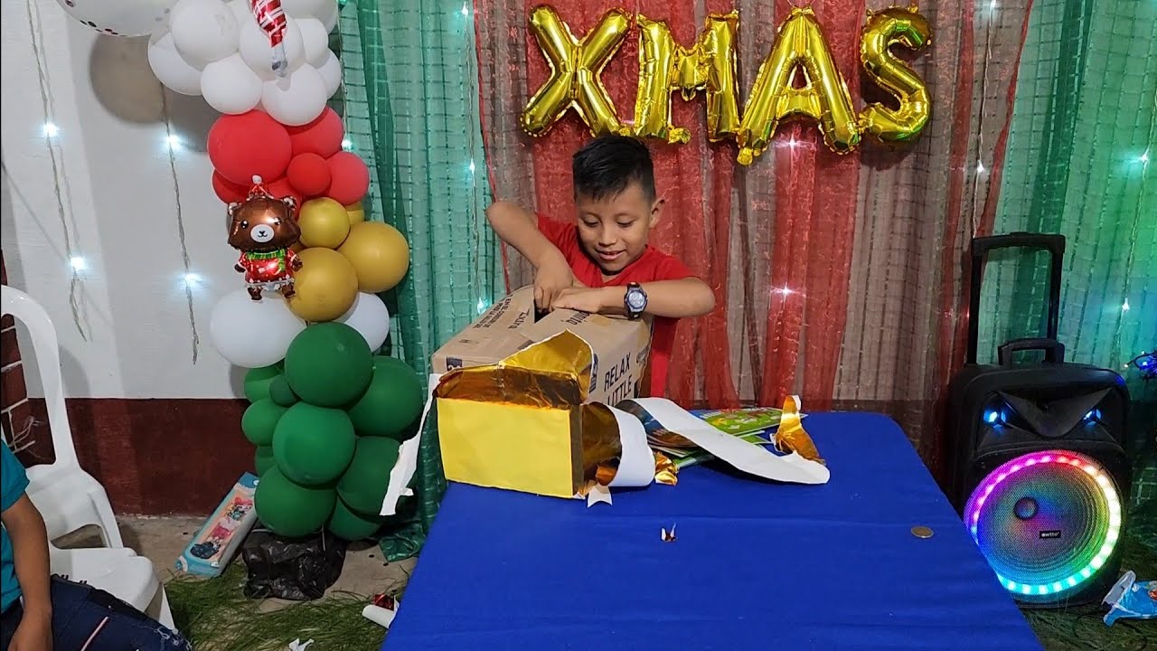 Llegó el momento en que todos los Niños abrirán😱 sus REGALOS🎁 mirén que les Venía Dentro?😱😱😱