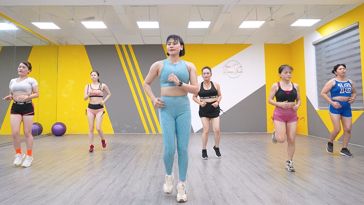 自宅でできる27分間のダンスワークアウト | 早く体重を減らすエクササイズ