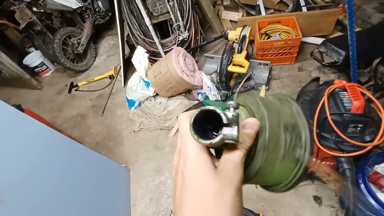 Hidden Grease spot on Stihl weedeaters (FS56/FS70)