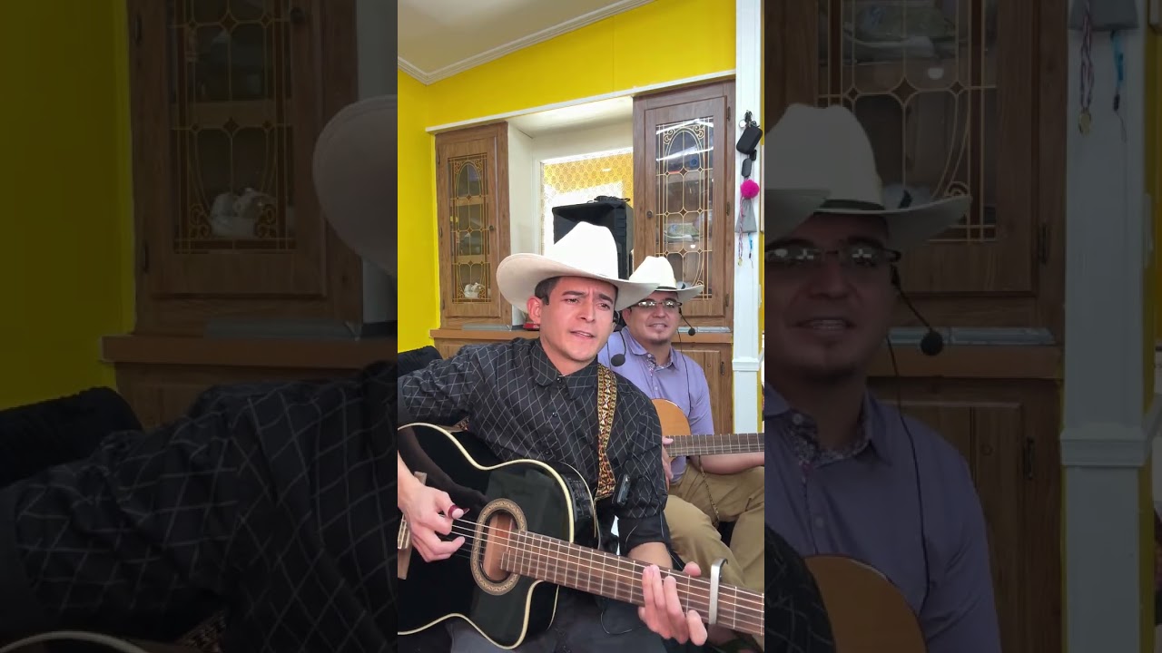 Laurita Garza Dueto Hermanos Andara 