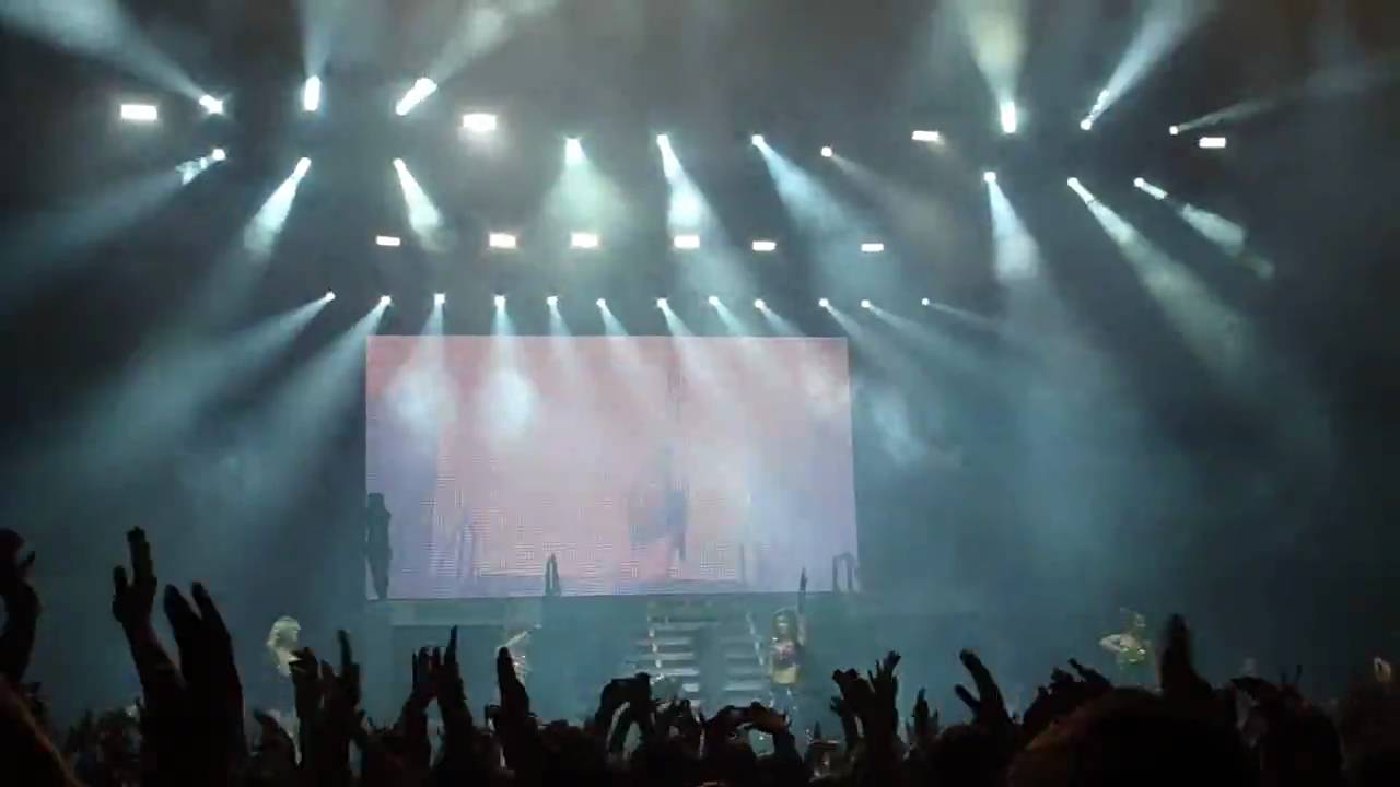 Pussycat Dolls: When I Grow Up - Bratislava '09 - HD