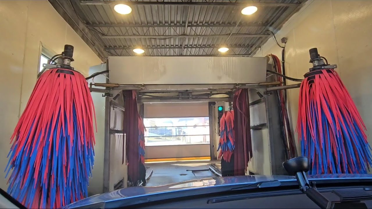 Новый Autec AES-425 с сушилками Broadway-All-Cloth &mdash; автомойка Burch &mdash; Эсперанса, Калифорния, Мэр...