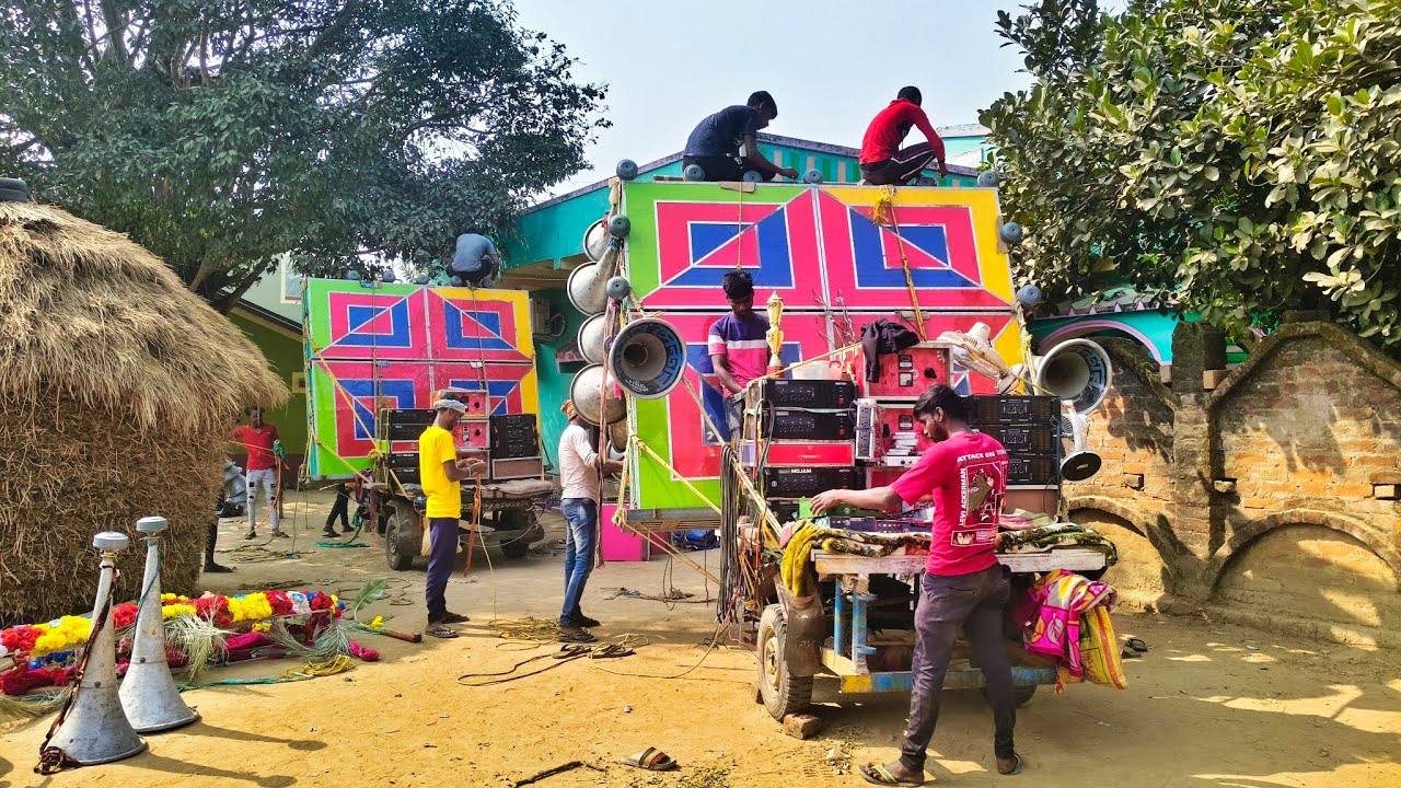 আজ 👉 মোজাম সাউন্ড এর ডবল ৩০ মাল খোলা হয়েছে ইমাম দা বাড়ির সামনে আজ একটা মাল আবার ভাড়া যাবে