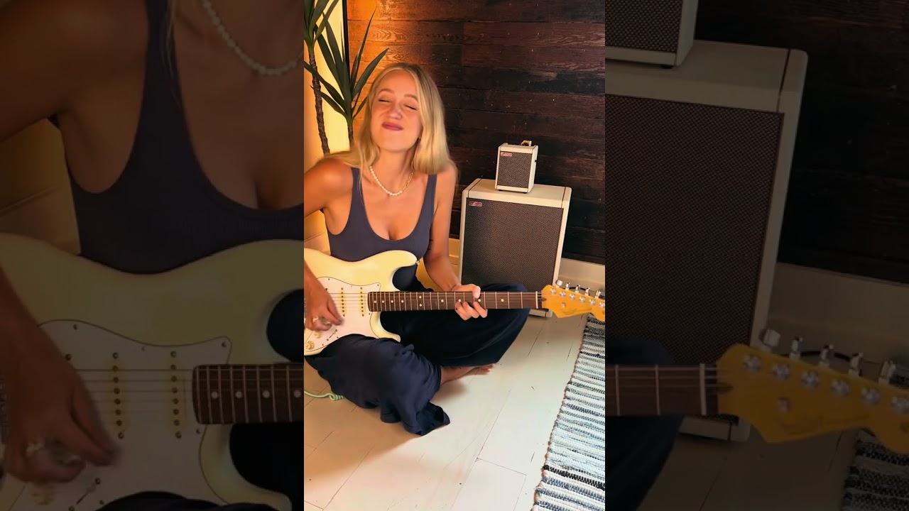 Pearly Blues - Monica Valli