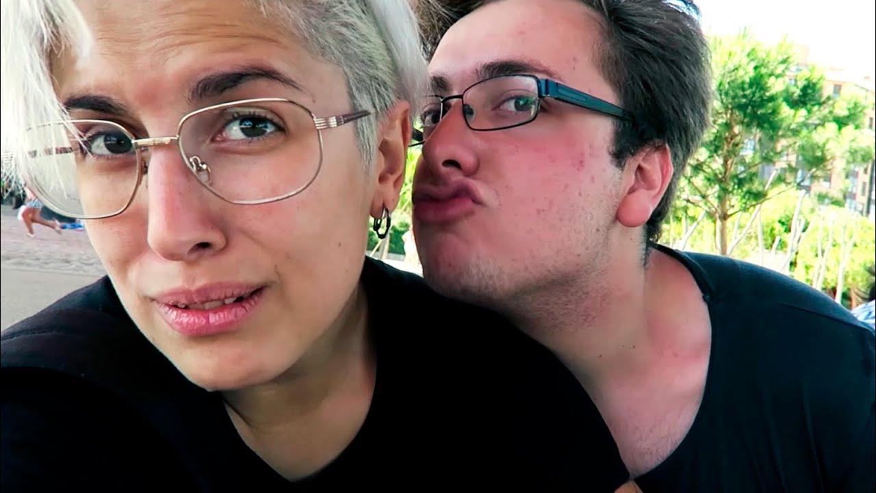 NO ME DES UN BESO