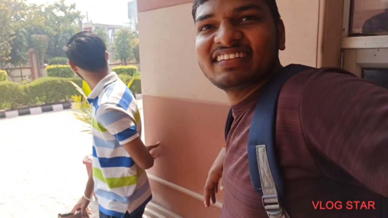 Visit to food court || IIMT COLLEGE ||daily vlog 2||cs student||