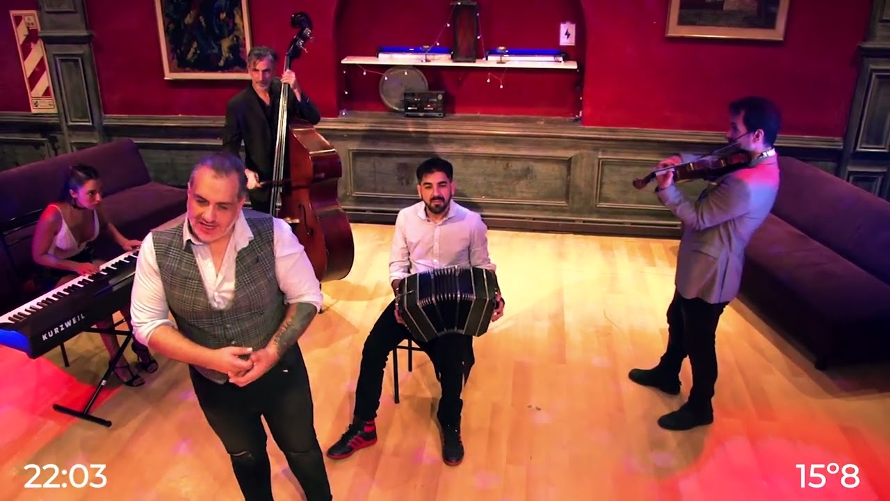 Oigo tu voz - bailan Roxy y Giuliano - canta Roberto Minondi