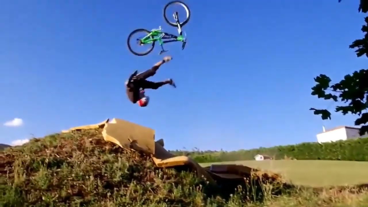 Friday Fails | The Best MTB Fails of 2022