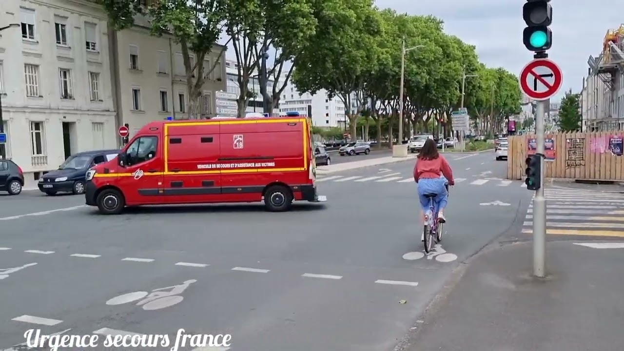 Compilation des Véhicules de Secours d Angers Département 49 Maine et Loire