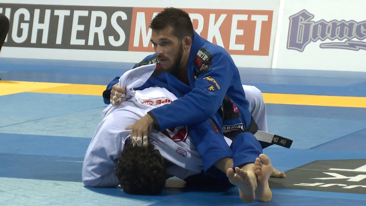 Michael Langhi v Philipe Della Monica / World Championship 2014