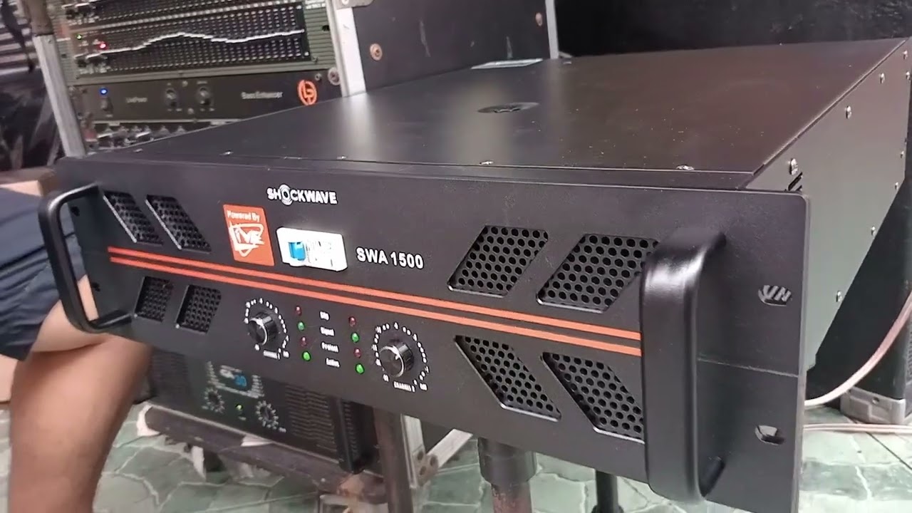 Усилитель мощности LIVE SHOCKWAVE 1500 1500 Вт