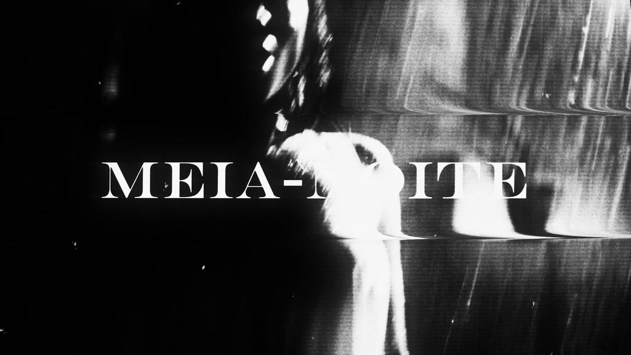 Anitta - DEPOIS DA MEIA NOITE (Lyric Video)