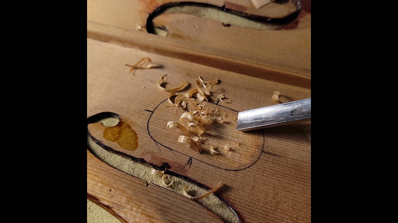 [Violin Repair] soundpost patch | violin crack  on top