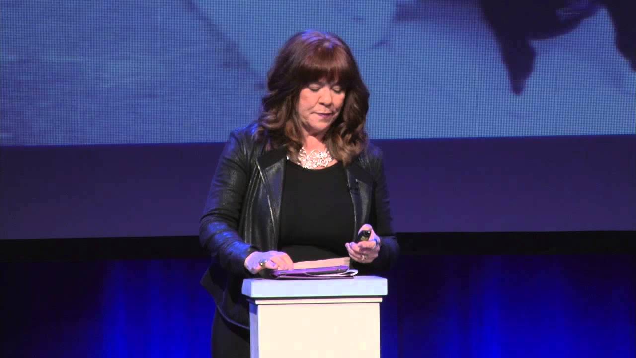 Schooled by a dog -- from wounded shelter pooch to school hero | Judy Winter | TEDxLansingED