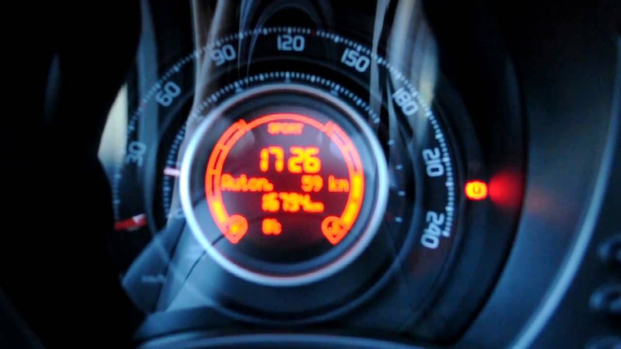 Configurando el Bluetooth del Abarth 500 con el móvil para el manos libres