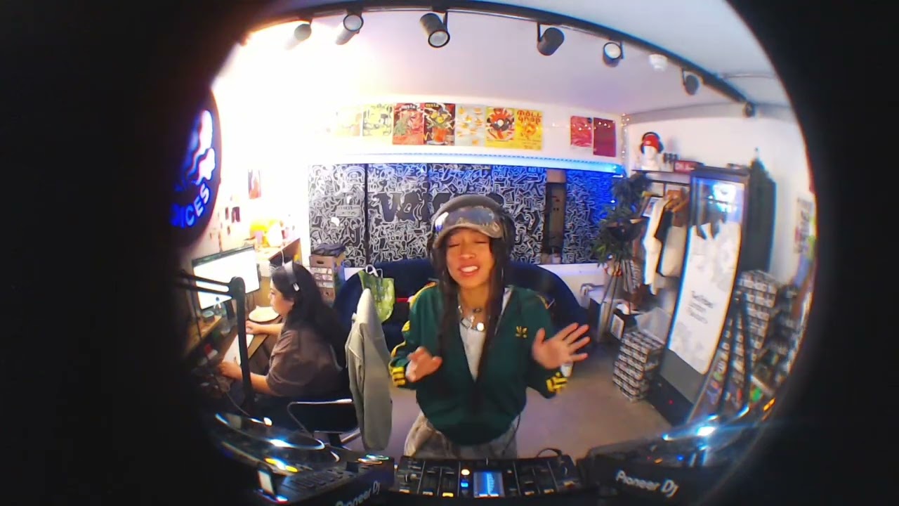 SONIA SOL - Equinox Echos - Voices Radio X Musenverse Takeover