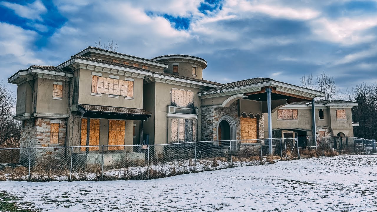 Demolished Abandoned Mansion in Chicago's Suburb Naperville