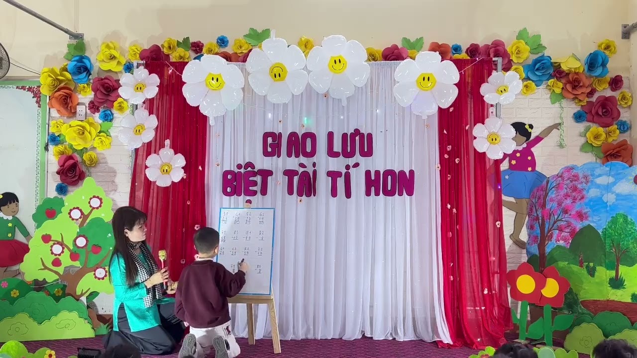 Bé 5 tuổi thi biệt tài tý hon 