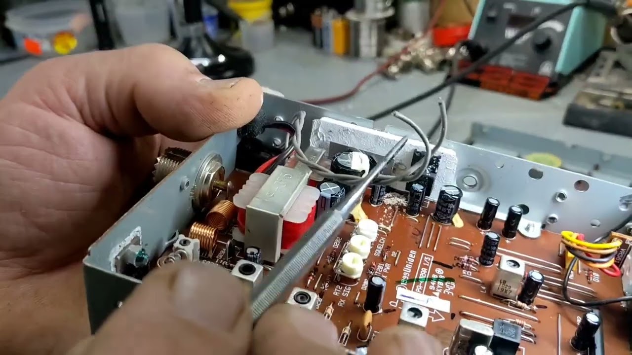 CB radio repair Uniden pro510xl audio chip replacement fixed 