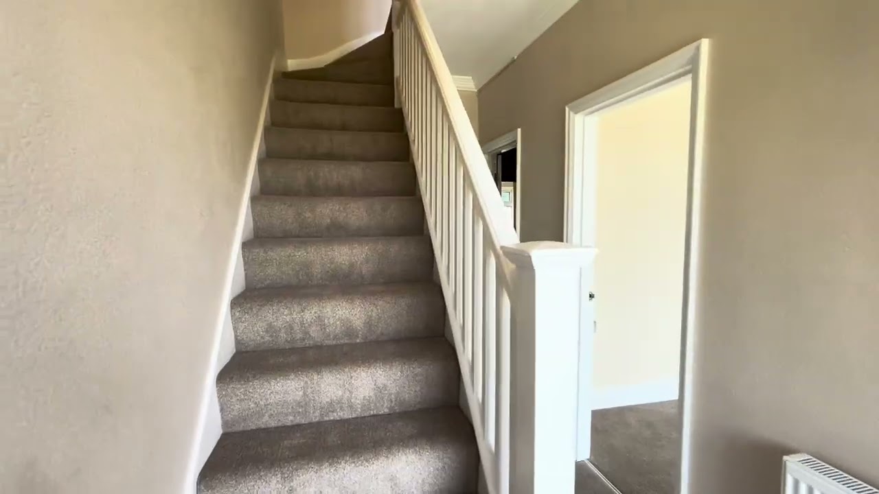 3 bedroom mid terrace home in Wateringbury, Kent just over 1 hours from London