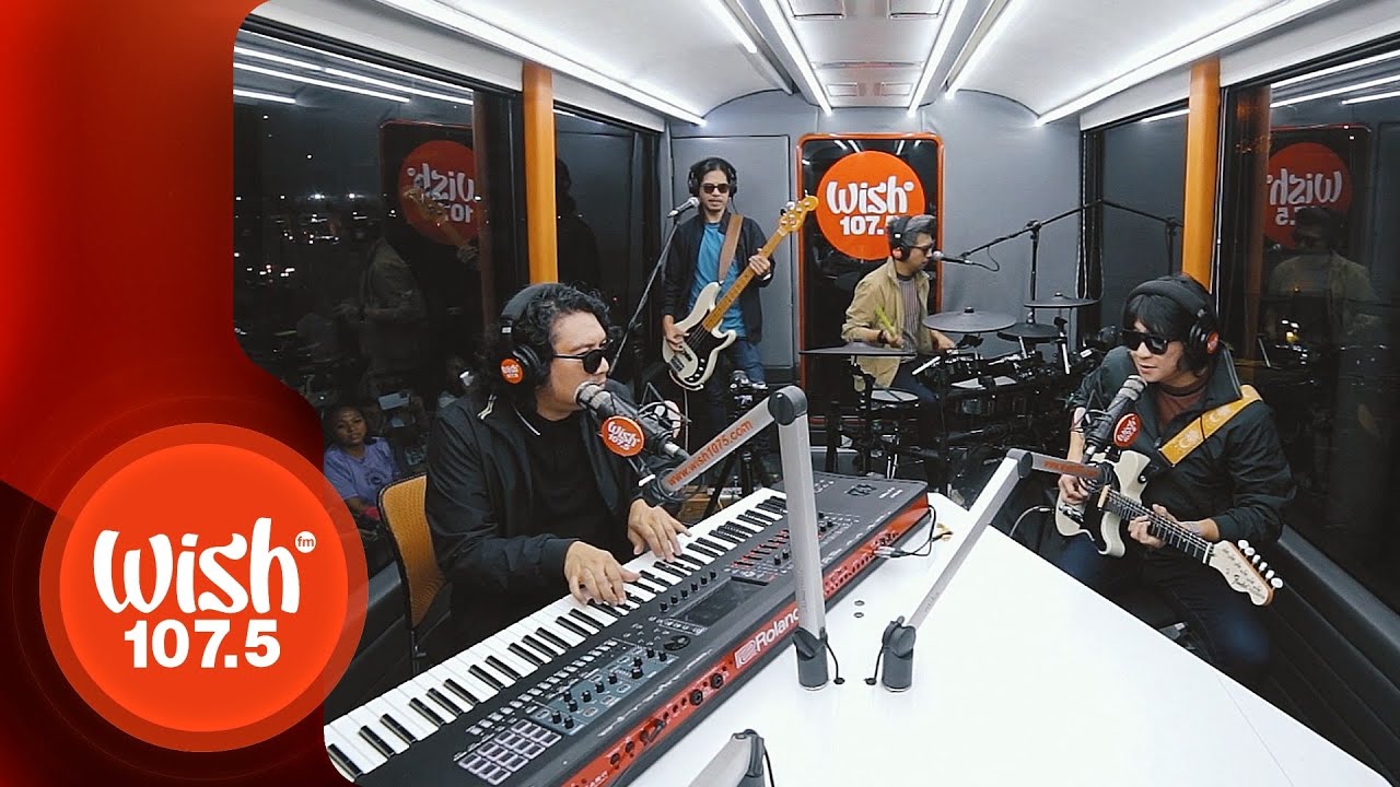 Orange & Lemons perform 