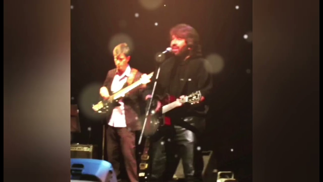Alone (Demo) Still Waters - Bee Gees Reborn' 